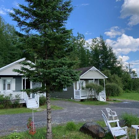 Motel & Chalets --Shefford-Waterloo- Habitation Forest Luaran gambar