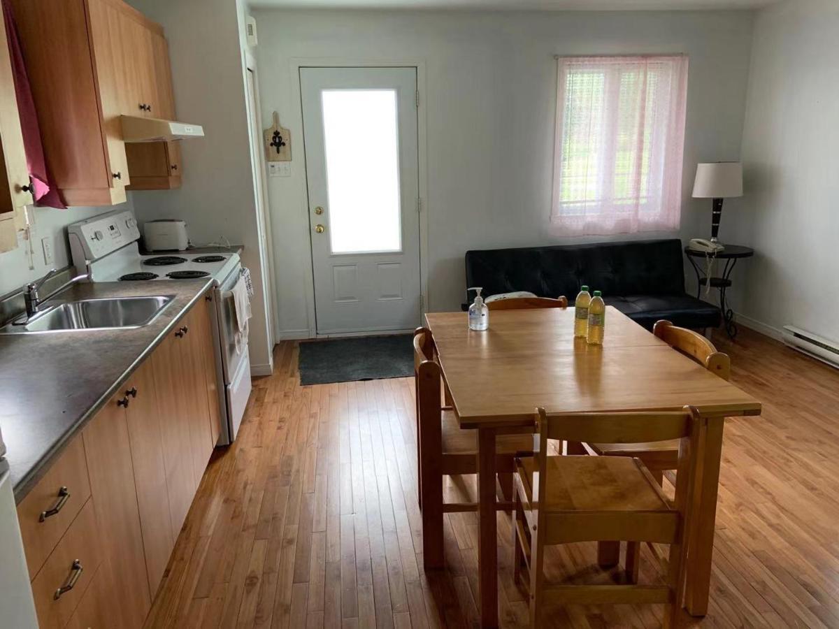 Motel & Chalets --Shefford-Waterloo- Habitation Forest Luaran gambar