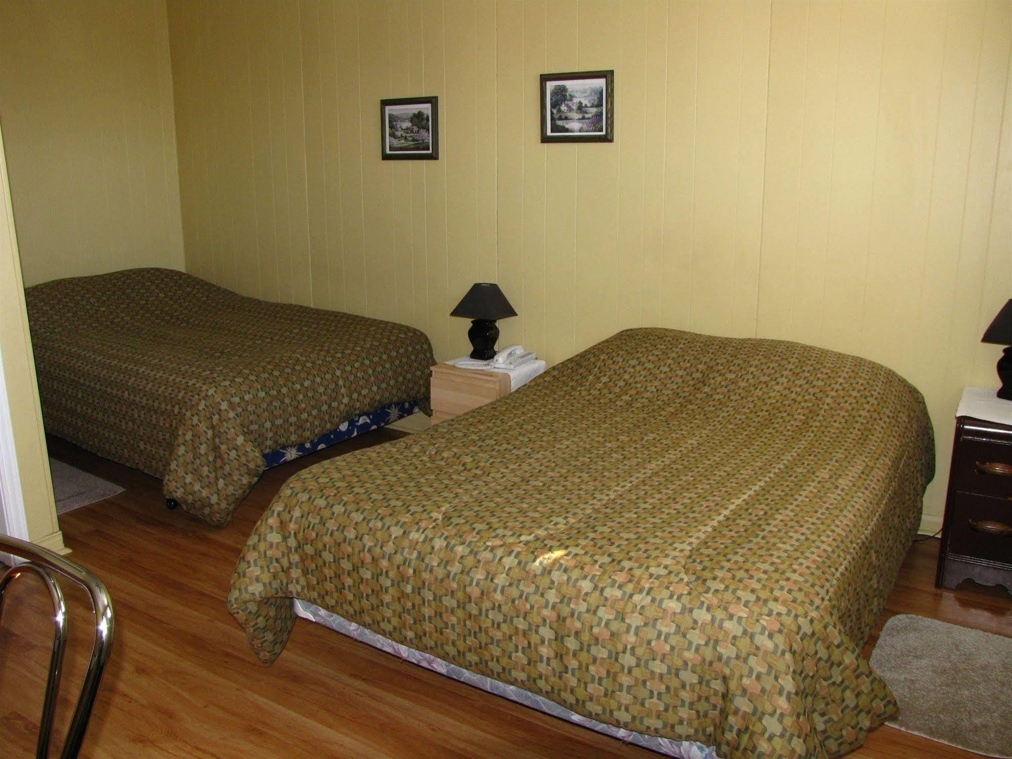 Motel & Chalets --Shefford-Waterloo- Habitation Forest Luaran gambar