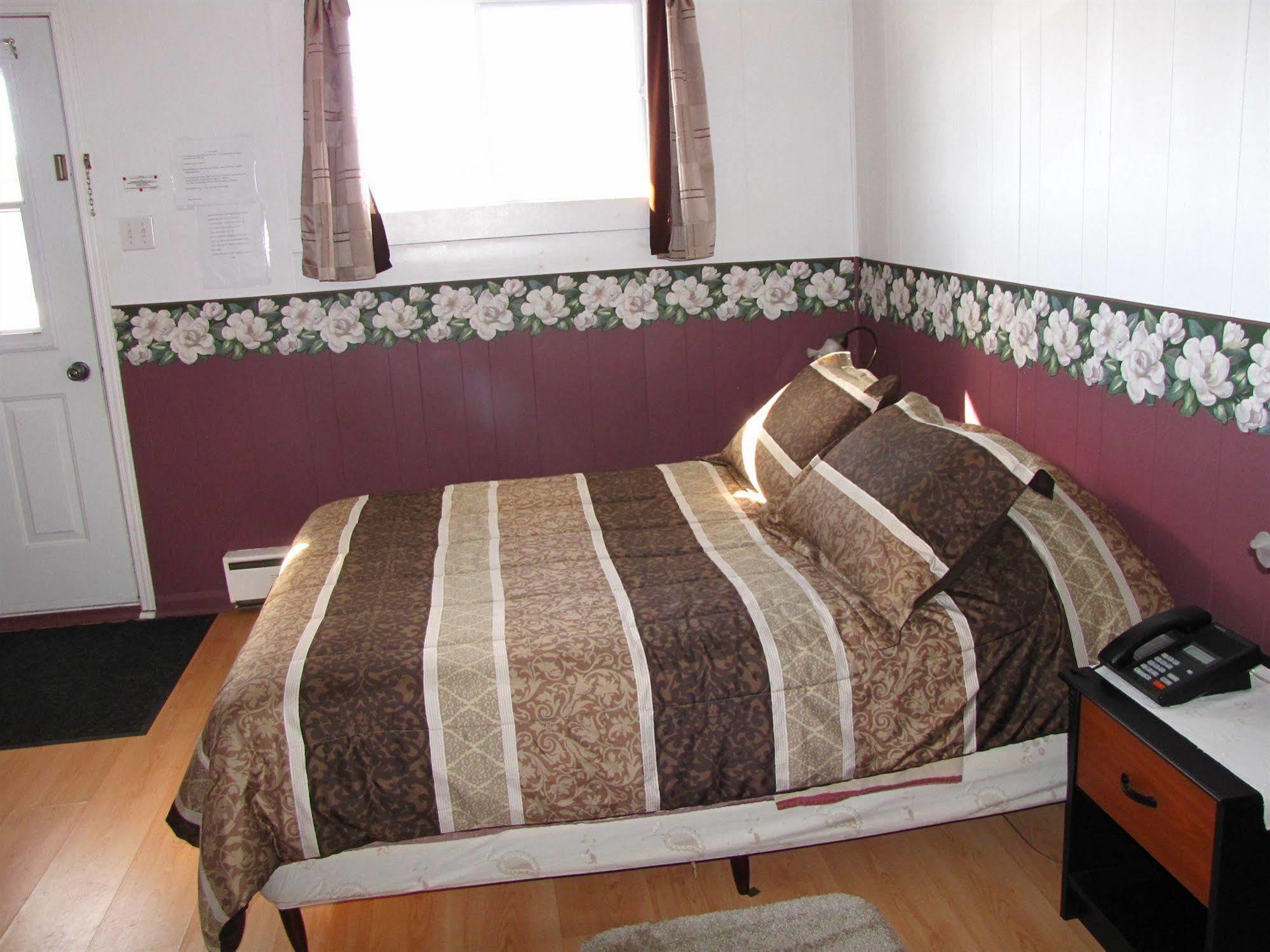 Motel & Chalets --Shefford-Waterloo- Habitation Forest Luaran gambar