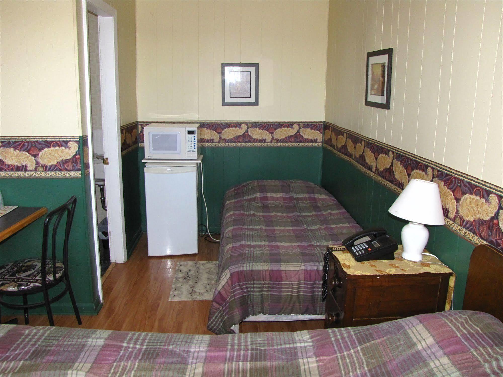 Motel & Chalets --Shefford-Waterloo- Habitation Forest Luaran gambar